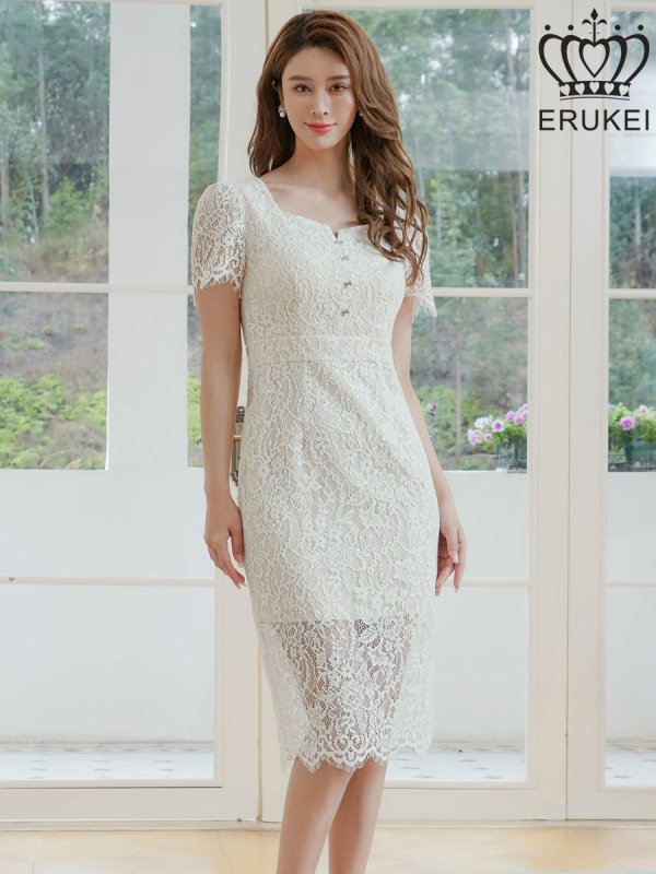 ホワイト モデル：Aoli　身長：162cm　着用サイズ：7号(Sサイズ)