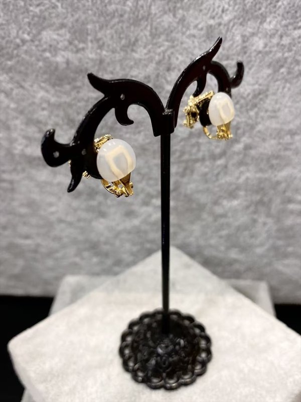 ゴールドxホワイト