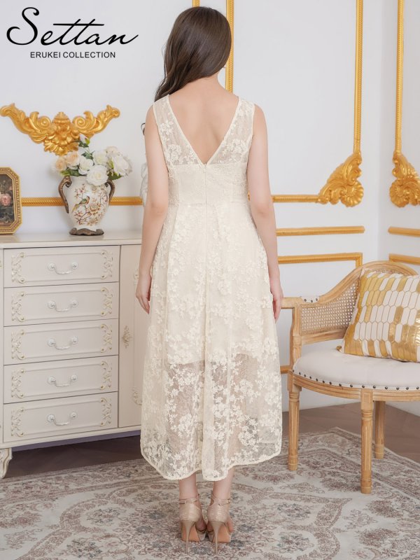 アイボリー　モデル：Didi　身長：166cm　着用サイズ：7号(Sサイズ)