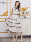 ブラックホワイト モデル：Didi　身長：166cm　着用サイズ：7号(Sサイズ)着用