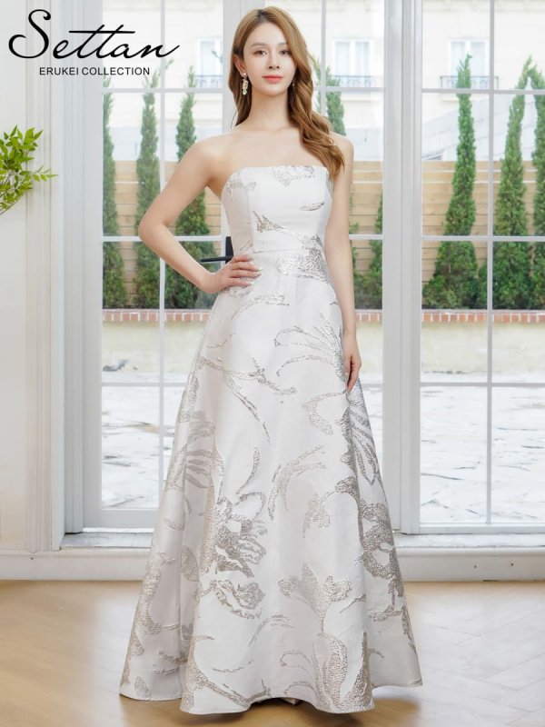 ホワイトxシルバー　モデル：Aoli　身長：162cm　着用サイズ：7号(Sサイズ)