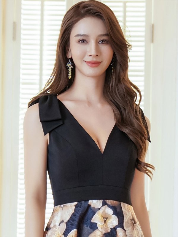 ブラックxイエロー モデル:Aoli 身長:162cm:7号(Sサイズ)サイズ