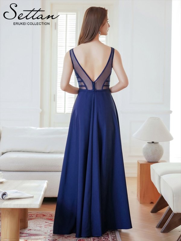 ネイビー モデル:Aoli 身長:162cm:7号(Sサイズ)