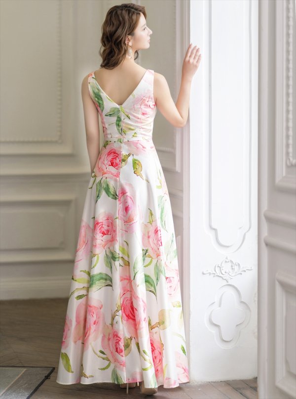 ホワイトxピンク モデル：Aoli　身長：162cm:Sサイズ)7号(