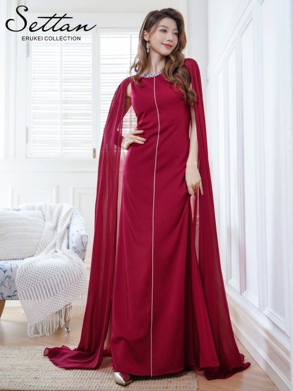 ワインレッド モデル：Qiqi　身長：160cm　着用サイズ：7号(Sサイズ)