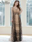 ベージュxブラック　モデル：Aoli　身長：162cm　着用サイズ：7号(Sサイズ)