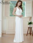 ホワイト　モデル：Aoli　身長：162cm　着用サイズ：7号(Sサイズ)