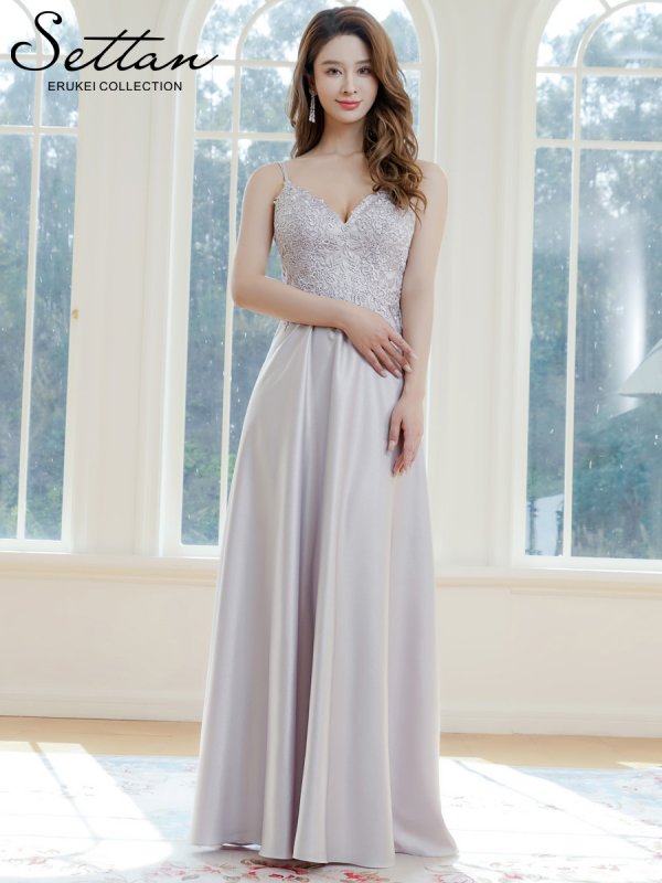 シルバー モデル：Aoli　身長：162cm 着用サイズ：7号(Sサイズ)