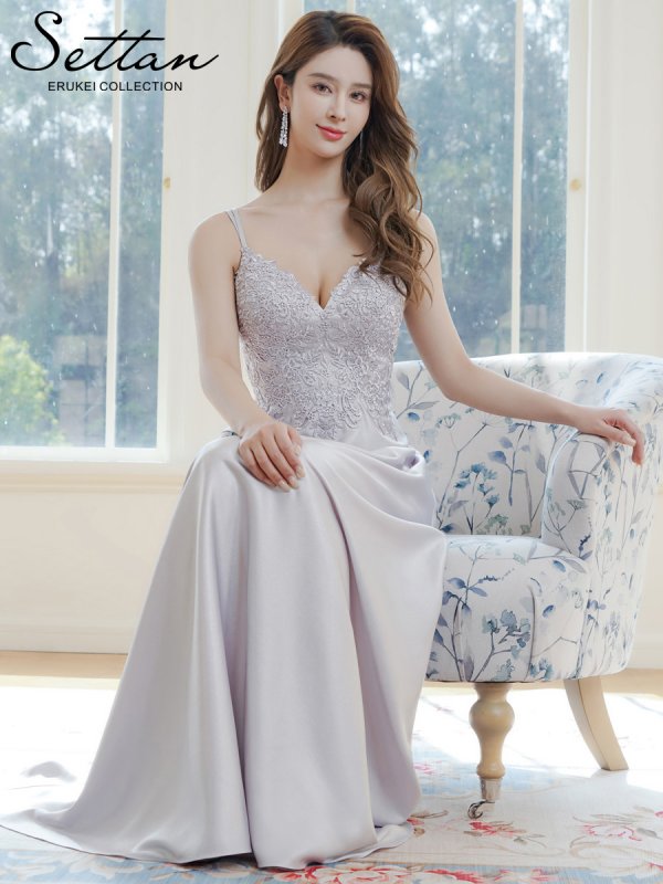 シルバー モデル：Aoli　身長：162cm 着用サイズ：7号(Sサイズ)