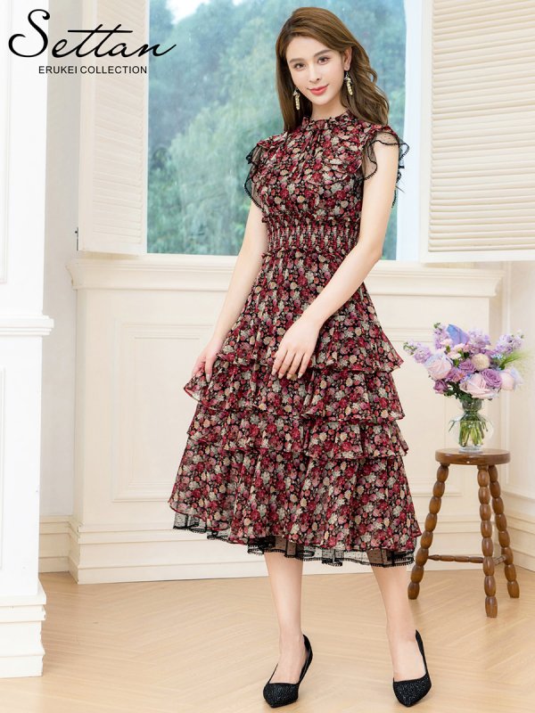 ブラックxレッド モデル:Aoli 身長:162cm 着用サイズ:7号(Sサイズ)