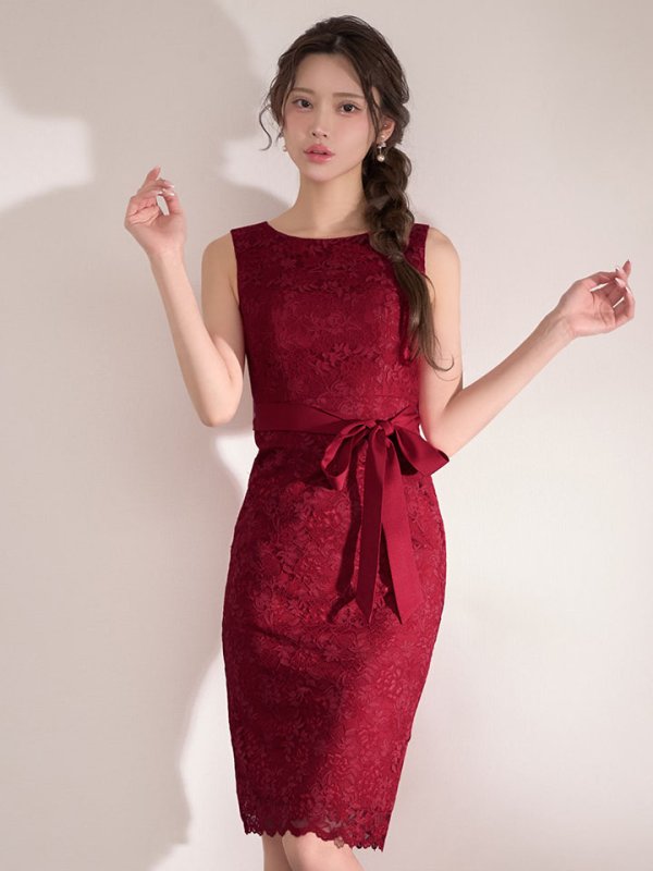 レッド モデル：るりぴ　身長：165cm　着用サイズ：Sサイズ