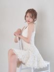 ホワイト　モデル：れみれみ　身長：163cm　着用サイズ：7号(Sサイズ)