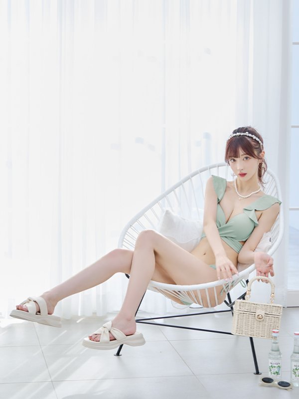 画像6: 【即日発送】【ビキニ】【水着】ショルダーフリルクロスビキニ/無地/シンプル[YMT] (6)