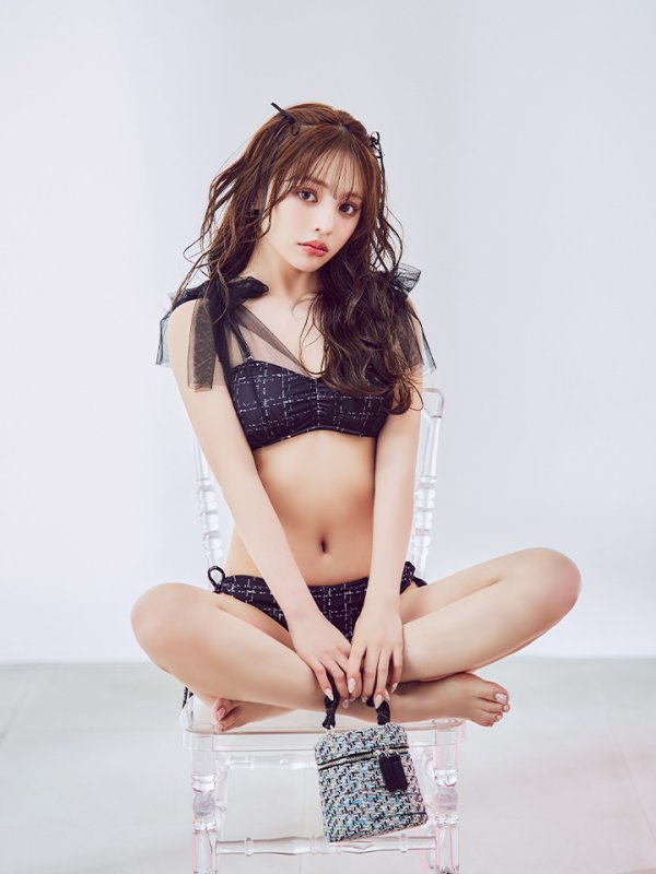 モデル：吉木千沙都　身長158cm