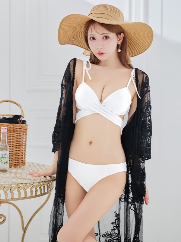 モデル:三上悠亜 身長:159cm 着用サイズ:Sサイズ