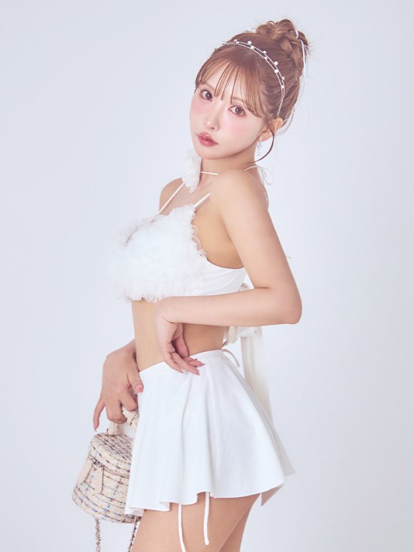 モデル：三上悠亜　身長：159cm　着用サイズ：Sサイズ