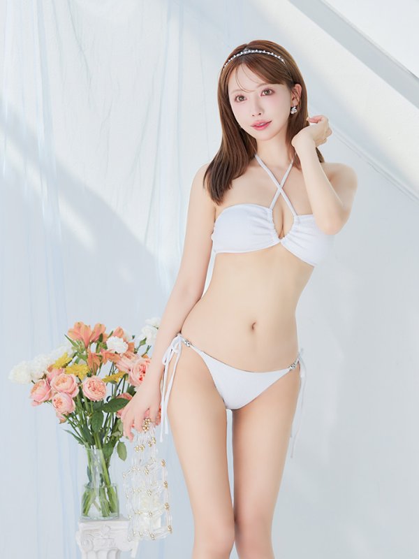 モデル:三上悠亜 身長159cm 着用サイズ:Sサイズ