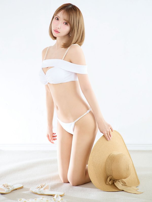 モデル：三上悠亜　身長159cm　着用サイズ：Sサイズ