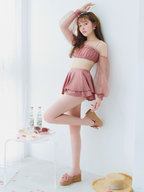 モデル:加藤ナナ 身長:160cm 着用サイズ:Sサイズ