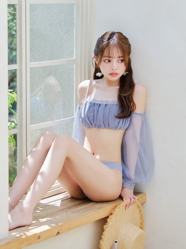 モデル:加藤ナナ 身長:160cm 着用サイズ:Sサイズ