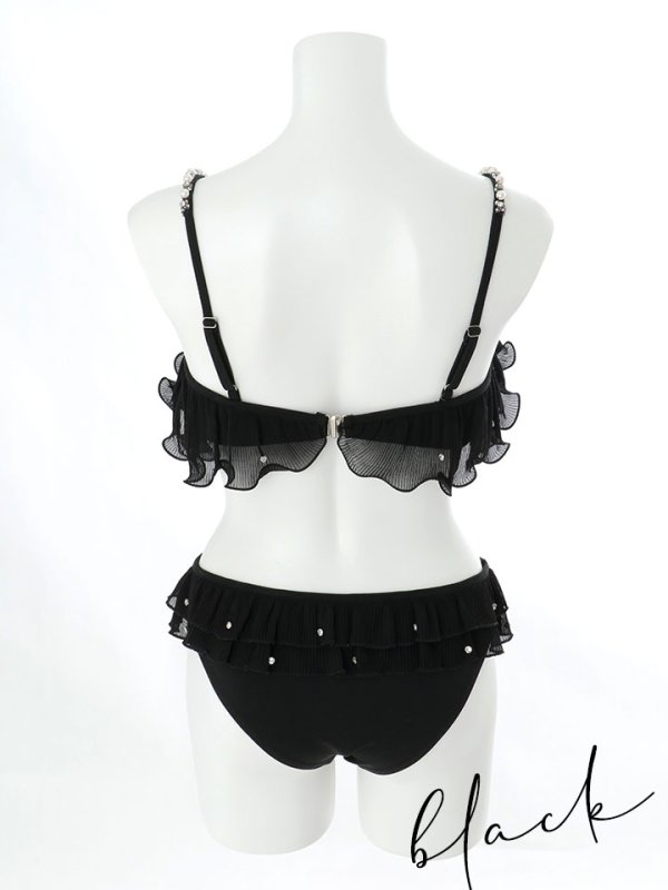 モデル:加藤ナナ 身長:160cm 着用サイズ:Sサイズ