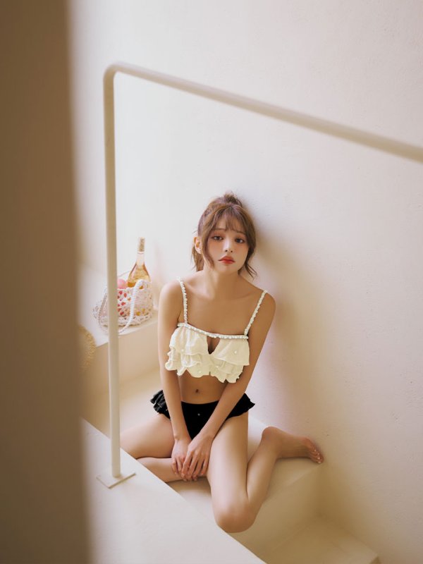 画像6: 【一部予約商品/6月上旬発送予定】【ビキニ】【水着】 ガーリーフリル×ビスチェ セットアップ ビキニ 2点セット[FB01] (6)