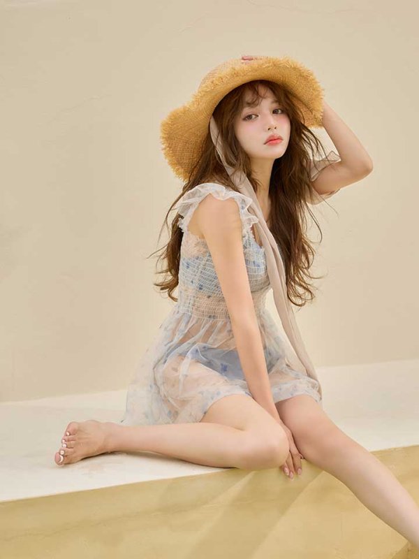 ブルー　モデル:吉木千沙都（ちぃぽぽ） 身長:158cm 着用サイズ:Sサイズ