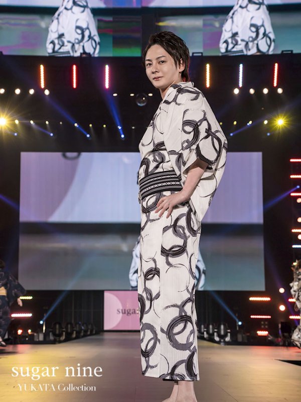 画像2: 【即日発送】【メンズ浴衣】白地に水墨柄【浴衣３点セット 浴衣/帯/下駄】[YMT] (2)