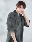 画像2: 【即日発送】【メンズ甚平】ダークグレー甚平【甚平2点セット 甚平/下駄】[YMT] (2)