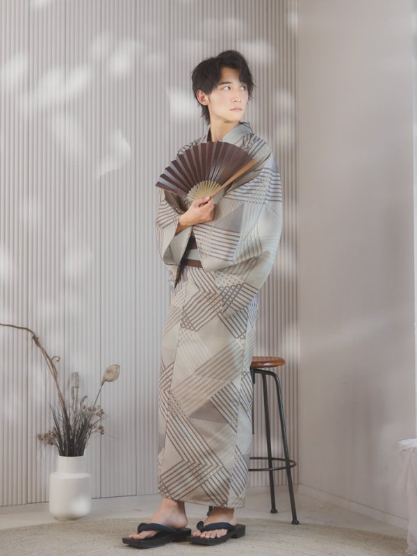 画像4: 【即日発送！】【メンズ浴衣】ベージュ幾何学的模様浴衣【浴衣３点セット 浴衣/帯/下駄】[YMT] (4)
