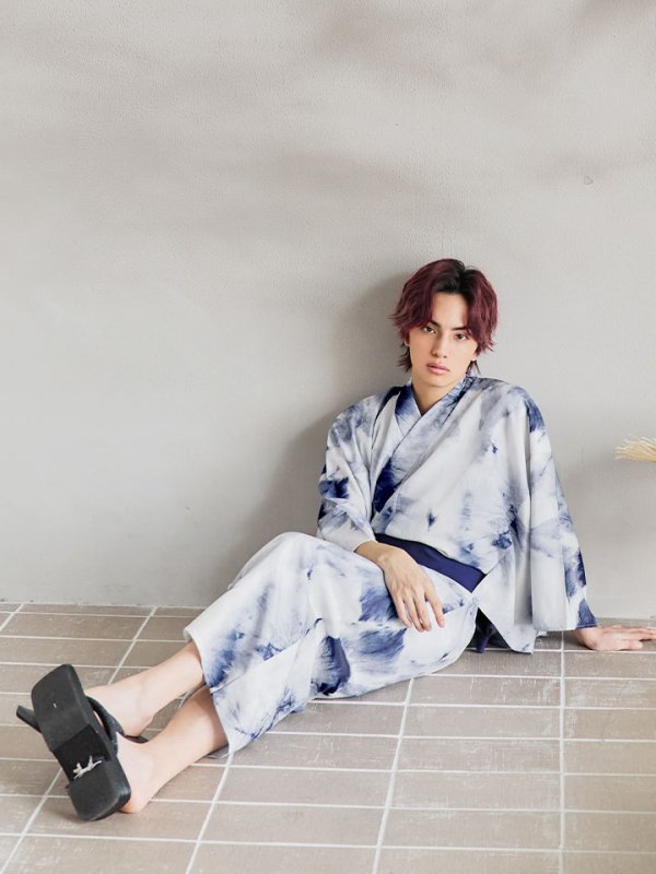 画像9: 【即日発送！】【メンズ浴衣】ブルー絞り柄タイダイ浴衣【浴衣３点セット 浴衣/帯/下駄】[YMT] (9)
