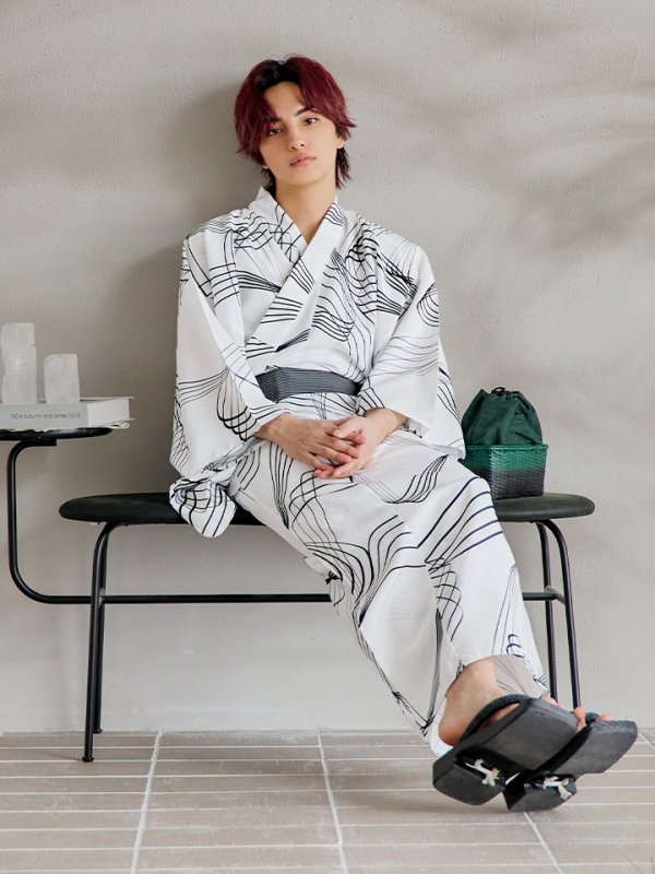 画像2: 【即日発送！】【メンズ浴衣】ホワイト×ブラック線画浴衣【浴衣３点セット 浴衣/帯/下駄】[YMT] (2)