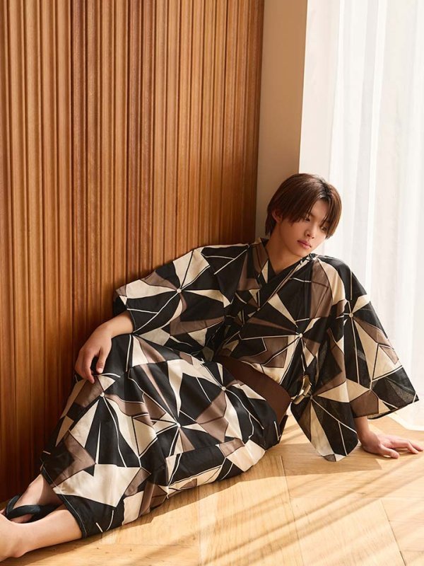 モデル：今井暖大　身長：173cm　着用サイズ：Lサイズ