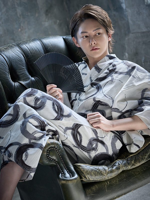 画像9: 【即日発送】【メンズ浴衣】白地に水墨柄【浴衣３点セット 浴衣/帯/下駄】[YMT] (9)