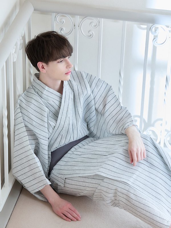 画像9: 【即日発送】【メンズ浴衣】清涼感あふれるしじら織ストライプ紳士浴衣【浴衣３点セット 浴衣/帯/下駄】[YMT] (9)