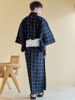 画像5: 【即日発送】【メンズ浴衣】紺地に格子柄紳士浴衣【浴衣３点セット 浴衣/帯/下駄】[YMT] (5)