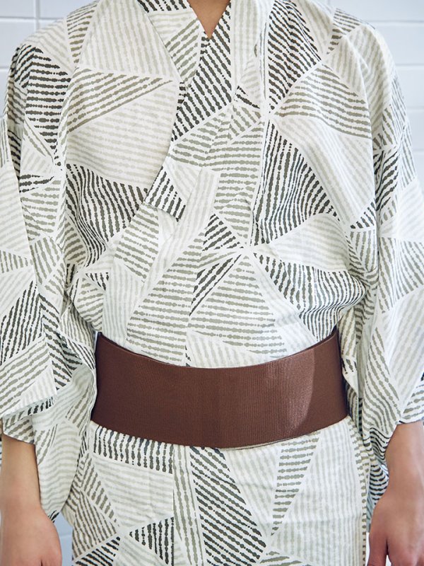 画像12: 【即日発送】カーキグリーン幾何学的模様浴衣 【浴衣３点セット 浴衣/帯/下駄】[/YMT] (12)