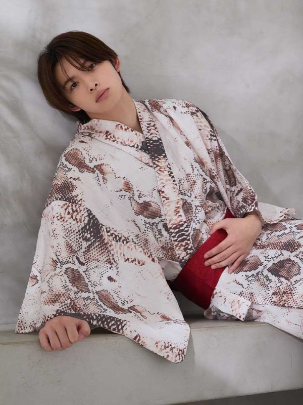 モデル:今井暖大 身長:173cm　着用サイズ:Lサイズ