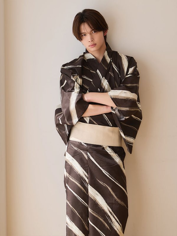 モデル：今井暖大　身長：173cm　着用サイズ：Lサイズ