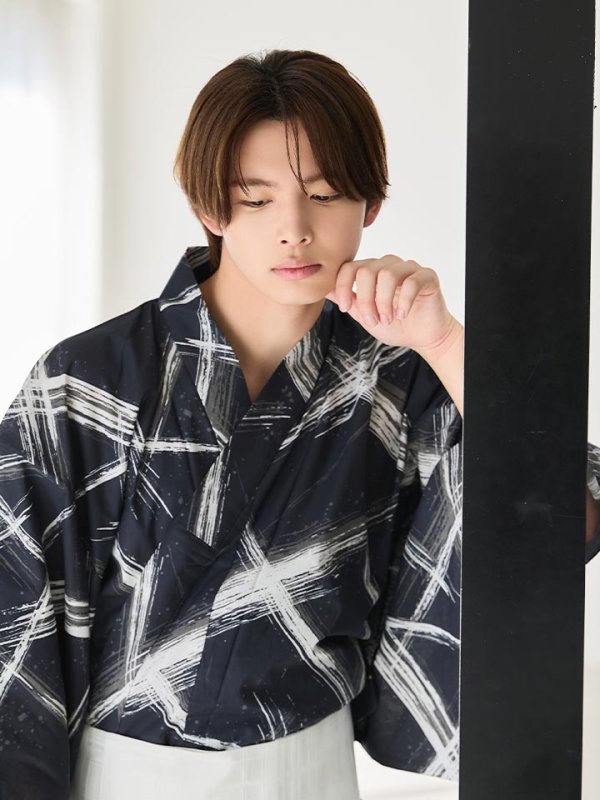 モデル：今井暖大　身長：173cm　着用サイズ：Lサイズ