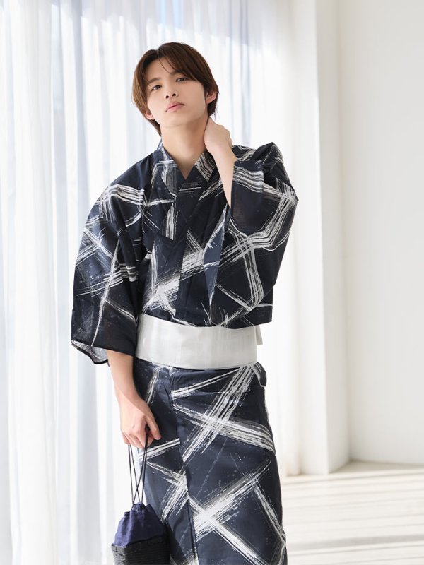 モデル：今井暖大　身長：173cm　着用サイズ：Lサイズ