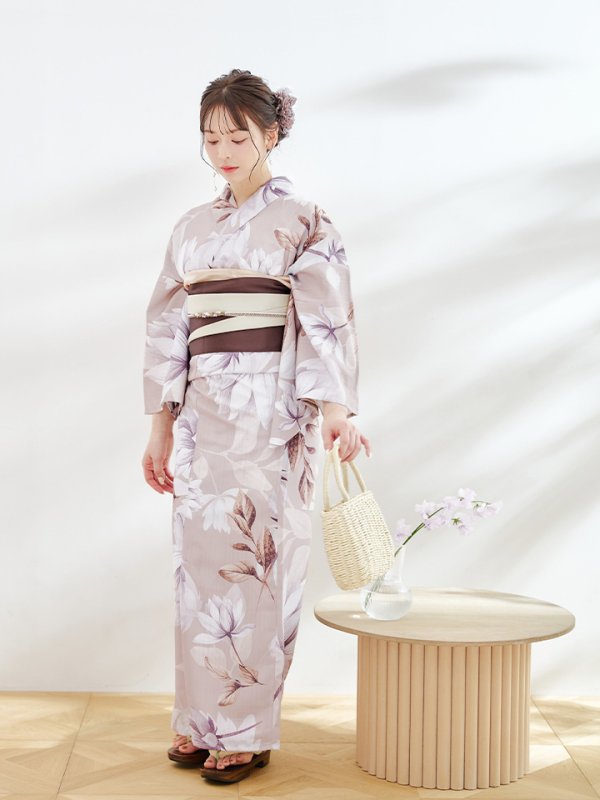 画像9: 【即日発送】【浴衣】ホワイトフラワーブラウン浴衣 【浴衣３点セット 浴衣/帯/下駄】[YMT] (9)