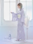 画像10: 【浴衣セール】【浴衣】 ライラックの可憐な花浴衣 OBI-siwa-200-kj-13-OW/ HIMO-900-yn-4-GYxGY/ YA-1079-kj-6-W/ HEKO-800-sb-5-W/ GETA-02-ok-3-LBL [YMT] (10)