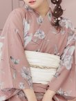画像6: 大人スウィート/くすみピンク椿浴衣   OBI-siwa-200-kj-13-OW / HIMO-900-yn-8-PK / YA-954-kj-P / HEKO-800-sb-5-W / GETA-02-ok-5-P[YMT] (6)