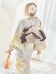 画像13: 【浴衣セール】【即日発送！】グレージュ×イエローフラワー浴衣 OBI-siwa-200-kj-9-BR / HIMO-900-yn-7-MOC / HEKO-800-sb-3-BR / YA-496-kj-W / GETA-01-kj-5-MOC / [YMT] (13)