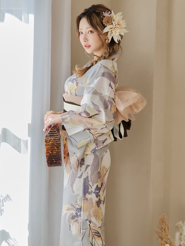 画像2: 【即日発送！】グレージュニュアンスフラワー浴衣【浴衣３点セット 浴衣/帯/下駄】[YMT] (2)