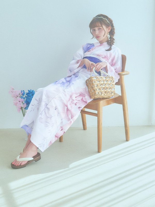 画像5: 【即日発送】ホワイト×ピオニー浴衣【浴衣３点セット 浴衣/帯/下駄】[YMT] (5)