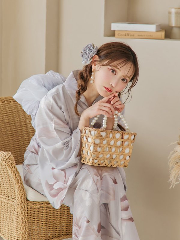 モデル:菅野結以 身長:163cm 着用サイズ:Fサイズ