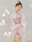 画像13: 【即日発送】ニュアンスピンクフラワー浴衣【浴衣３点セット 浴衣/帯/下駄】OBI-siwa-200-kj-8-P / HIMO-903-kj-W / HEKO-800-sb-4-P / YA-74-kn-LP / YA-1081-kj-IV / GETA-01-kj-7-P / [YMT] (13)