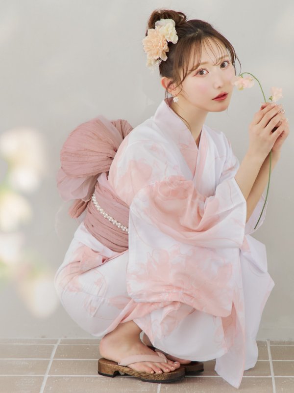 画像2: 【即日発送】ニュアンスピンクフラワー浴衣【浴衣３点セット 浴衣/帯/下駄】[YMT] (2)